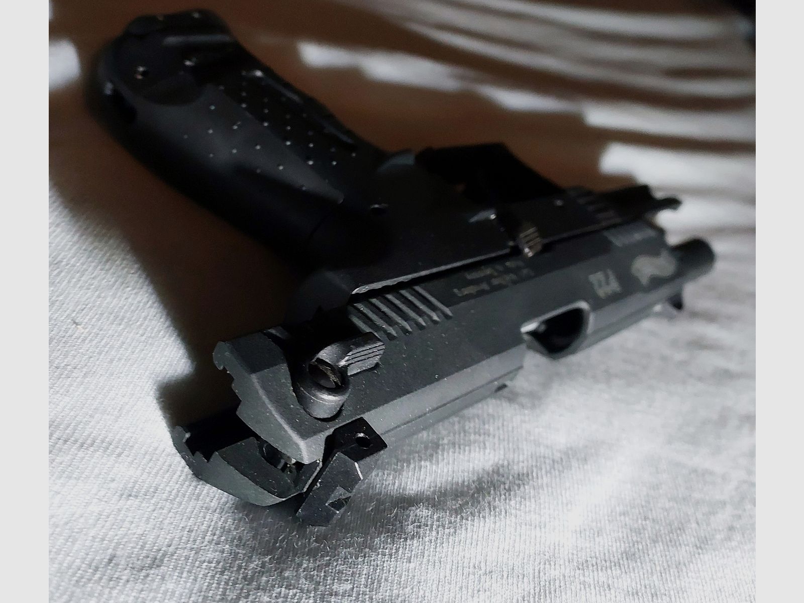 Walther P22 Schreckschuss Pistole 9mm P.A.K. schwarz (PTB 778) neuwertig