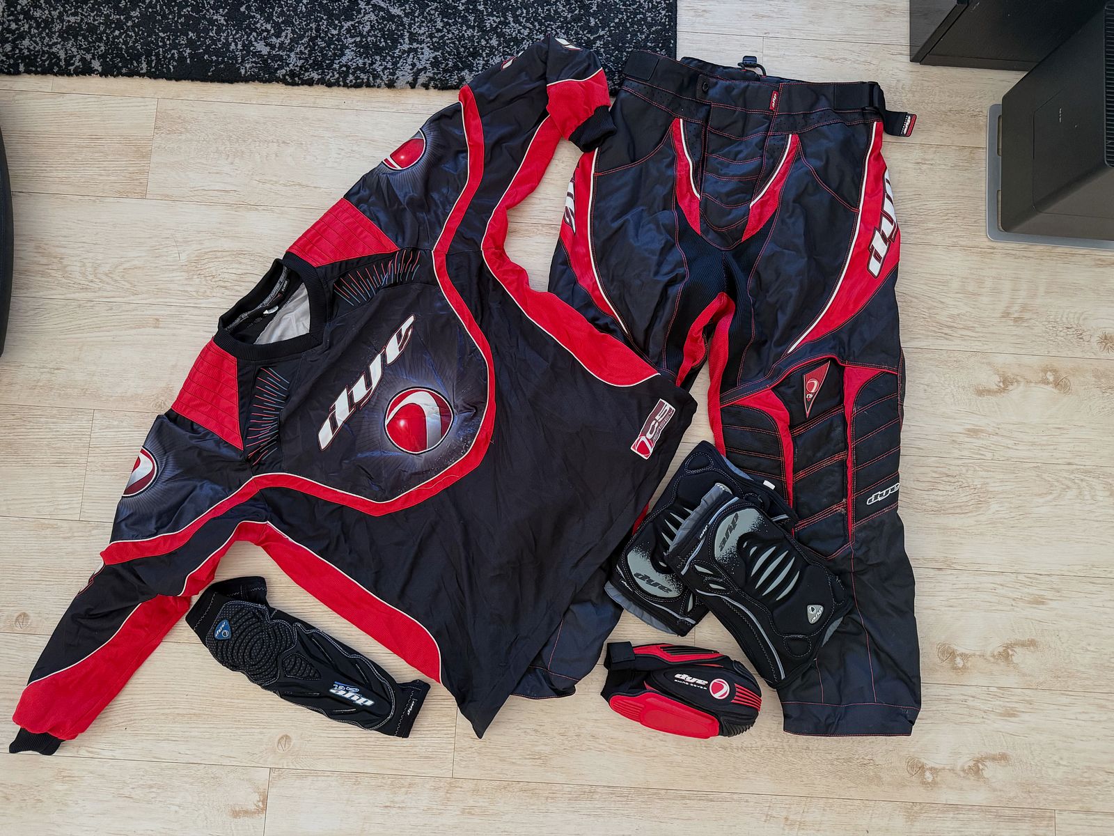complete PAINTBALL uitrusting met EGO 06 in koffer