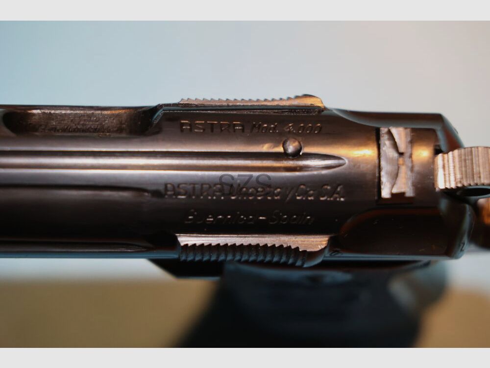 Astra 4000 Falcon