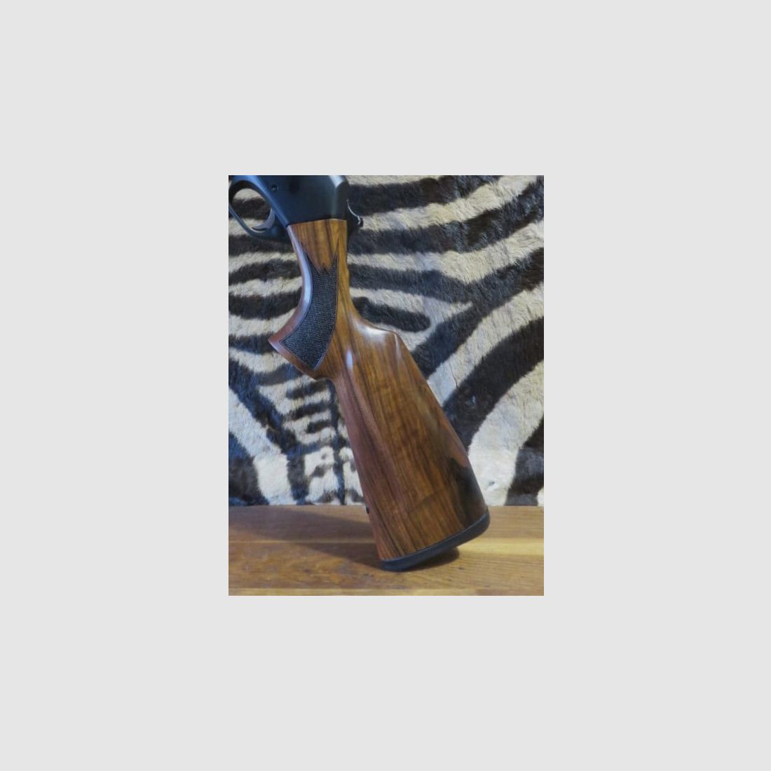 BROWNING Maral 4X Hunter .30-06 Büchse 53 cm Schaft Bavarian Klasse 3 ohne Visierung, Bild 7 von 8
