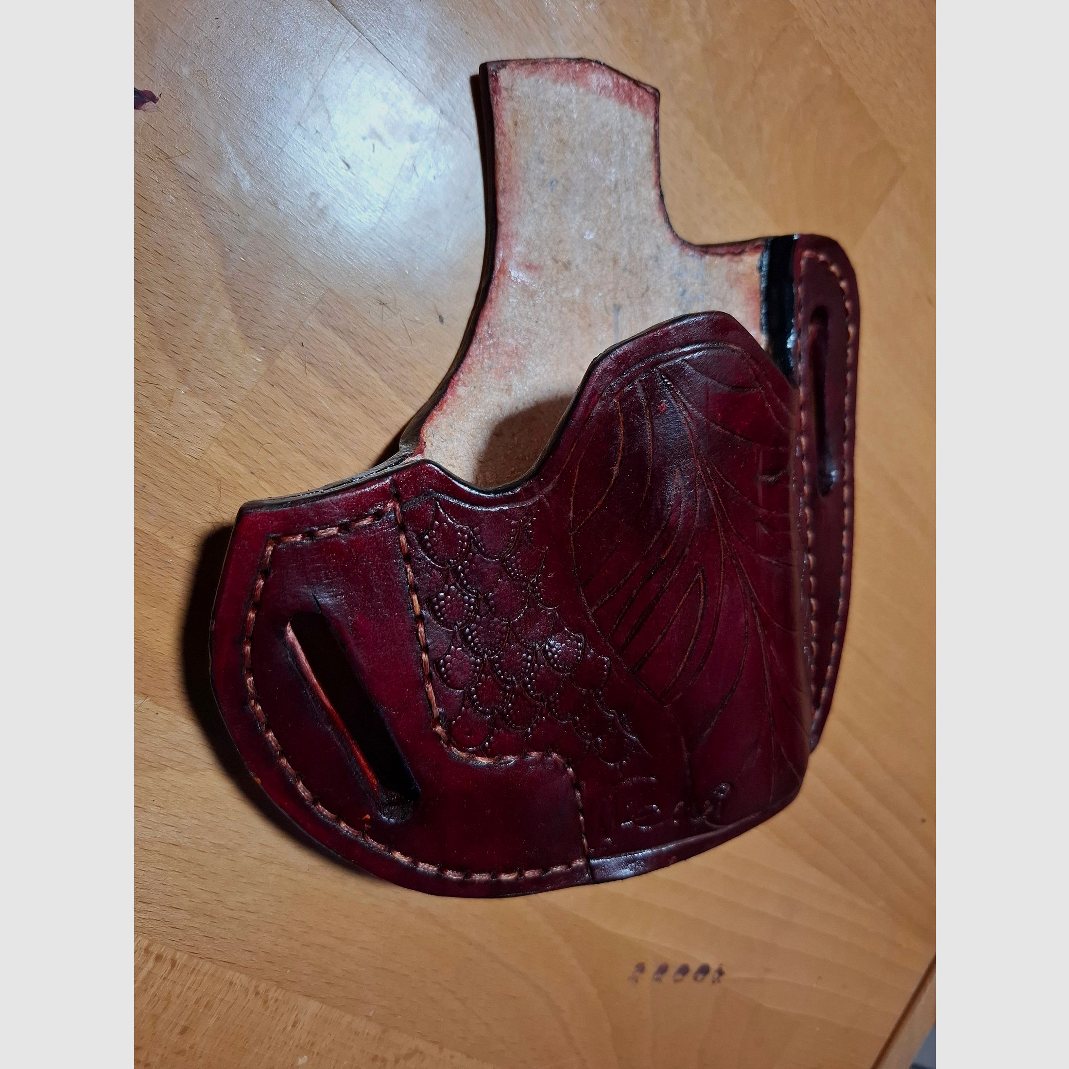 Handgenähtes Holster CANIK TP9.