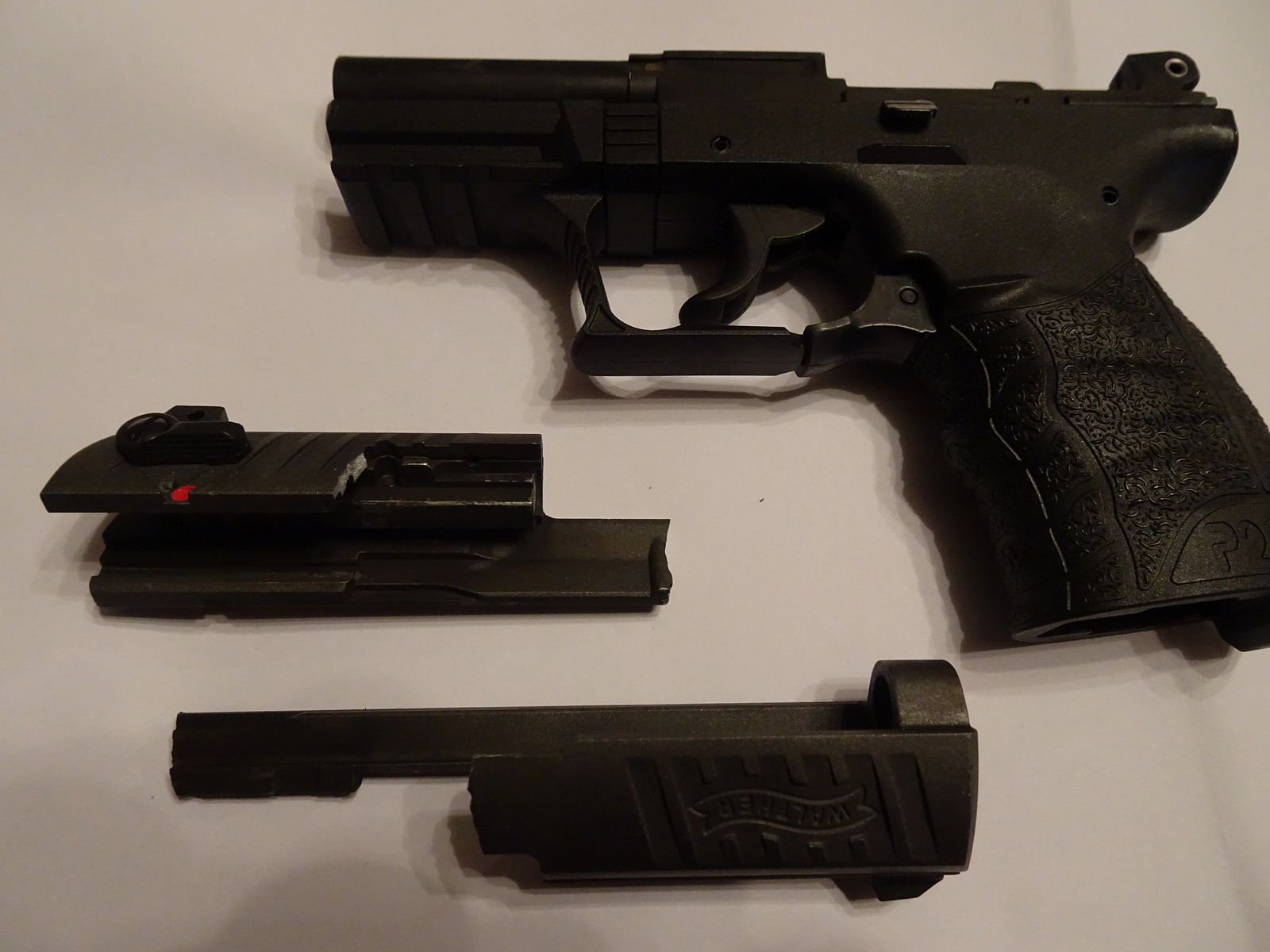 Schreckschusspistole Walther P 22  DEFEKT