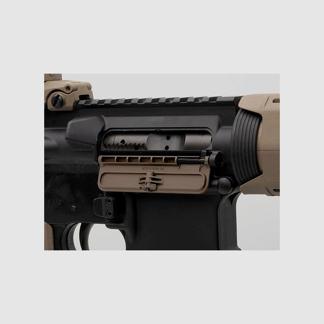MAGPUL AR15 Dust Cover Black