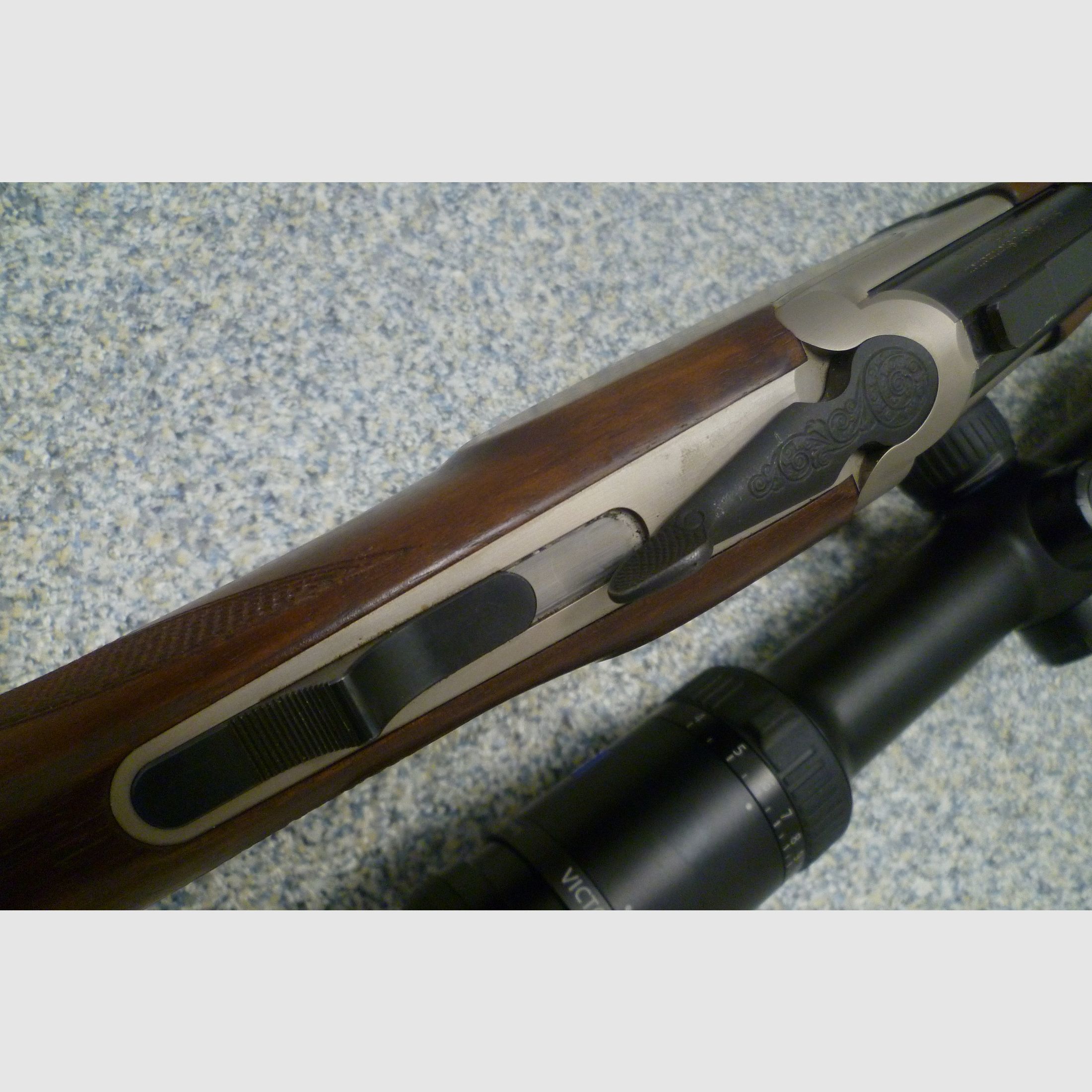 Escopeta de doble cañón Simson 20/76 y .30R Blaser con Zeiss Victoty HT