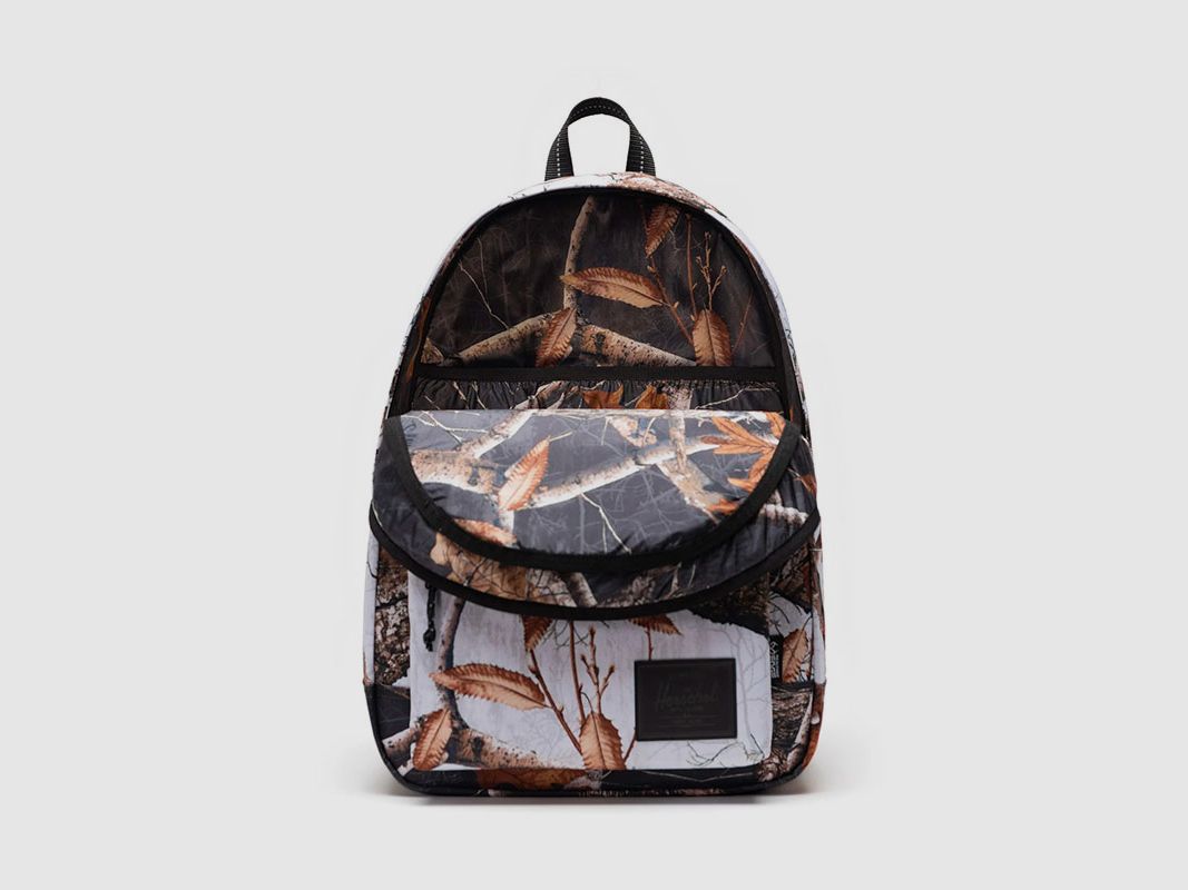 Rucksack – HERSCHEL – CLASSIC BACKPACK | XL – 30L | Realtree Edge® Camo Weiß/Schwarz, Bild 2 von 4