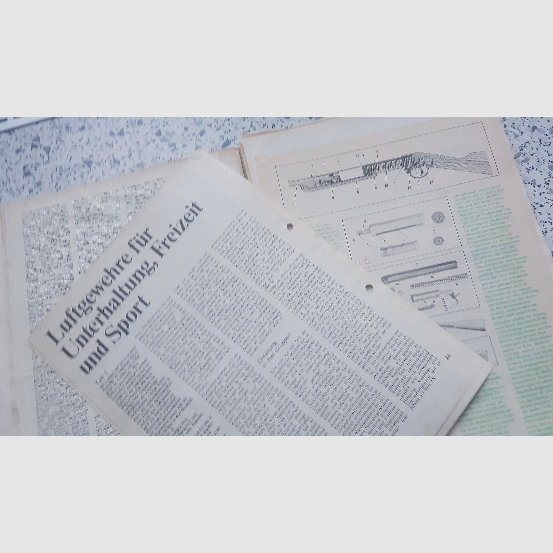 Look ;-) Various collected documents from newspapers etc. a lot about Haenel models with rare documents