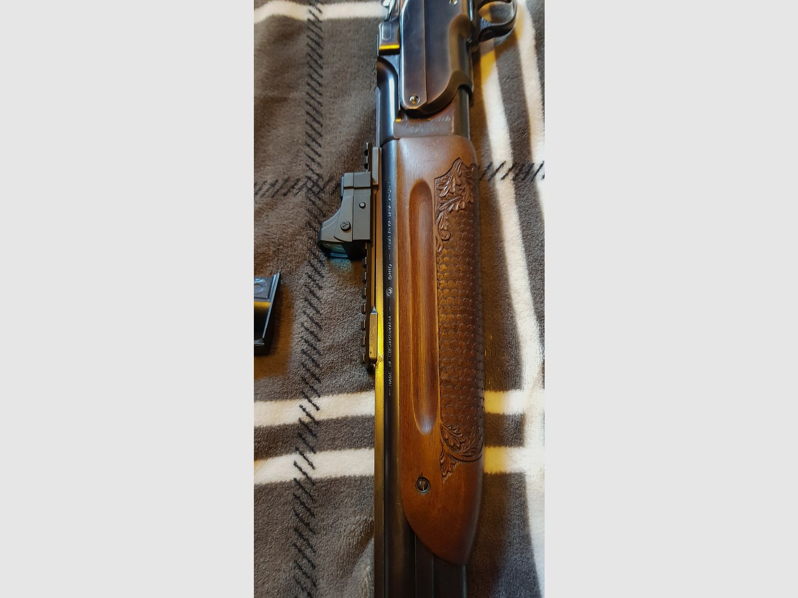 Brünner ZH 304 + canon interchangeable