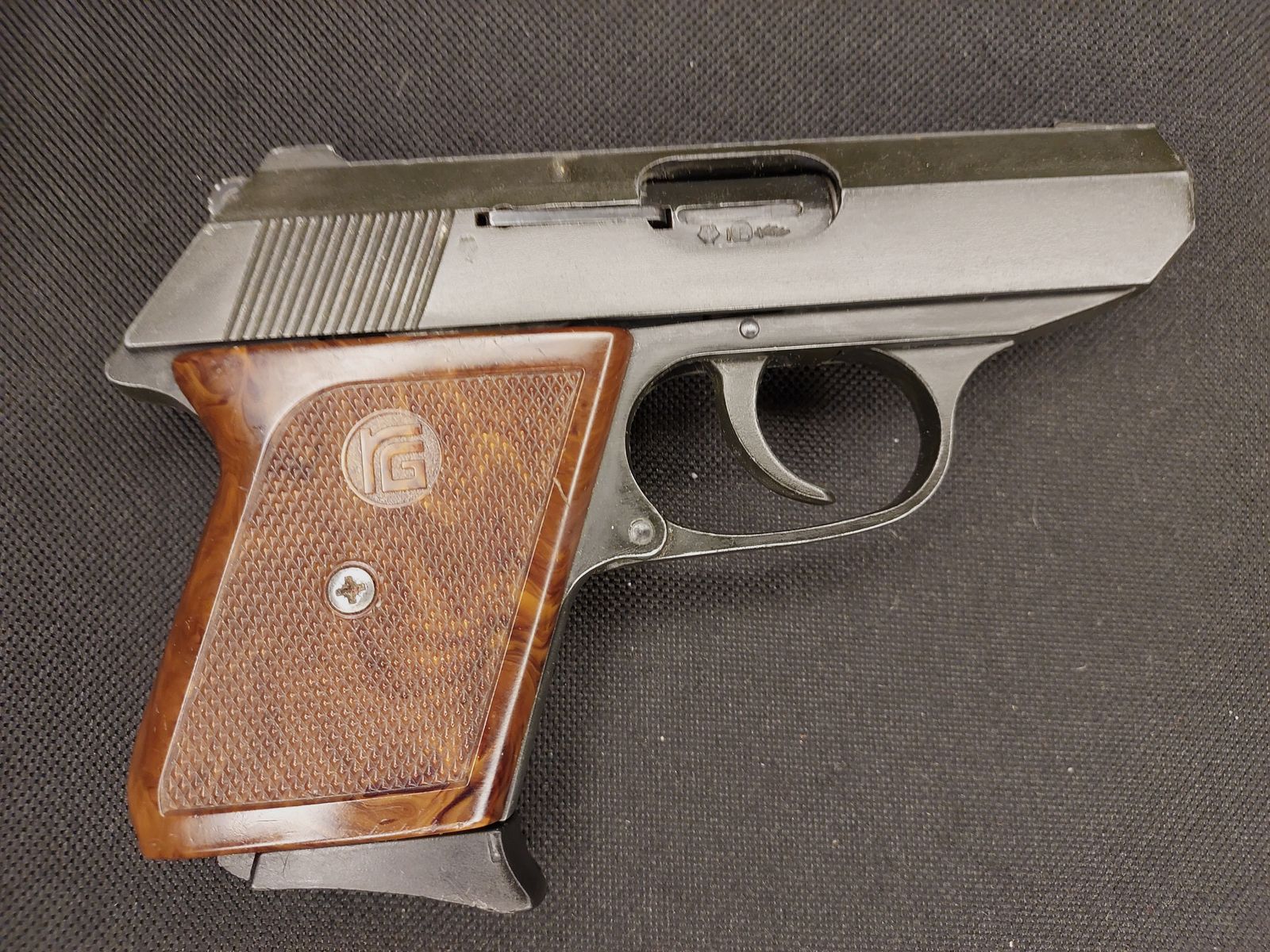 Röhm RG9 Schreckschusspistole (8 mm K. , PTB 413) RG 9