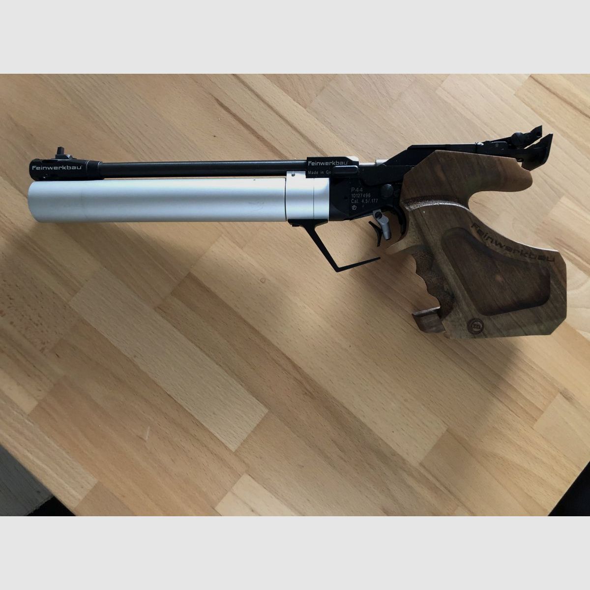 Air pistol Feinwerkbau P44