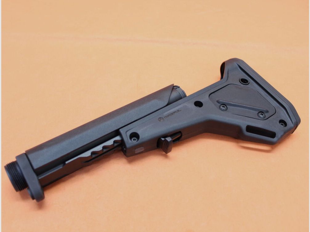 Magpul AR-15: Buttstock Magpul UBR 2.0 (MAG482-BLK) Utility/Battle Rifle Stock Polymer Black