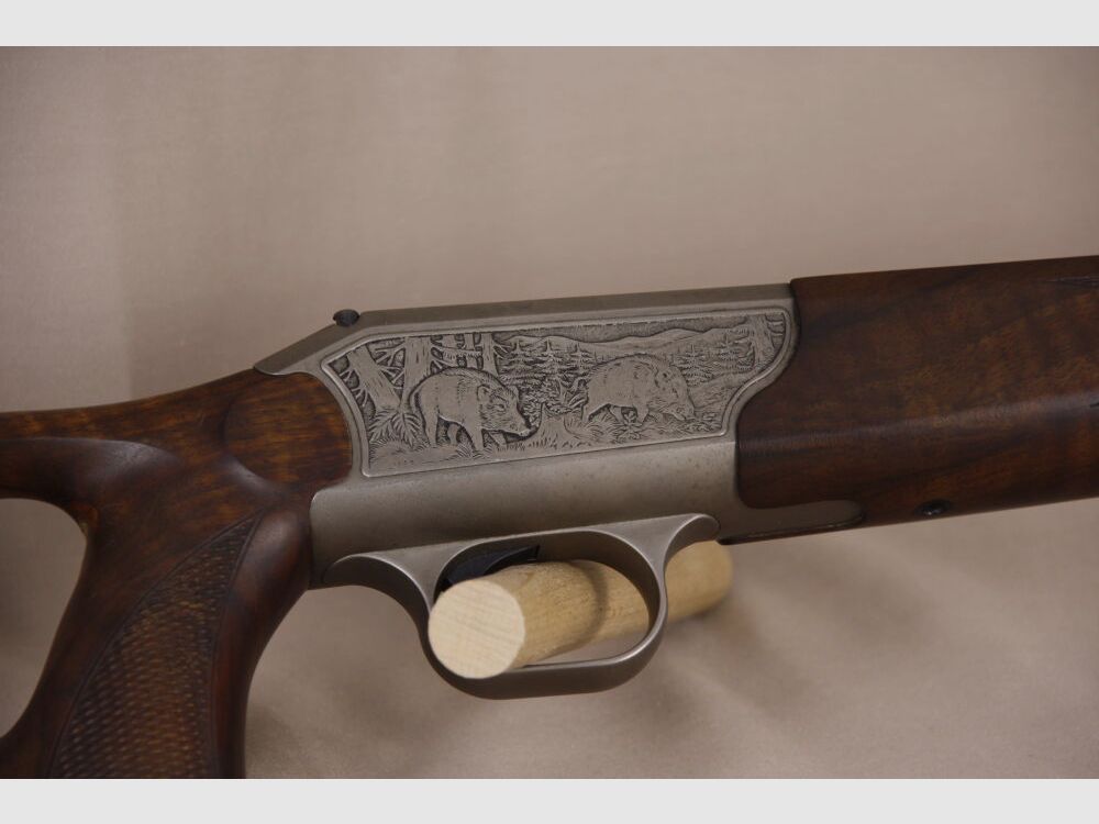 Blaser R93 - Lochschaft // Komplettierung // Tierstückgravur