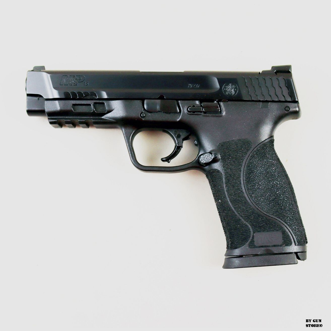 Smith & Wesson pistol mod. M&P45 M2.0 4.6′ cal. 45 ACP ser. no. NED9545, image 1 of 9
