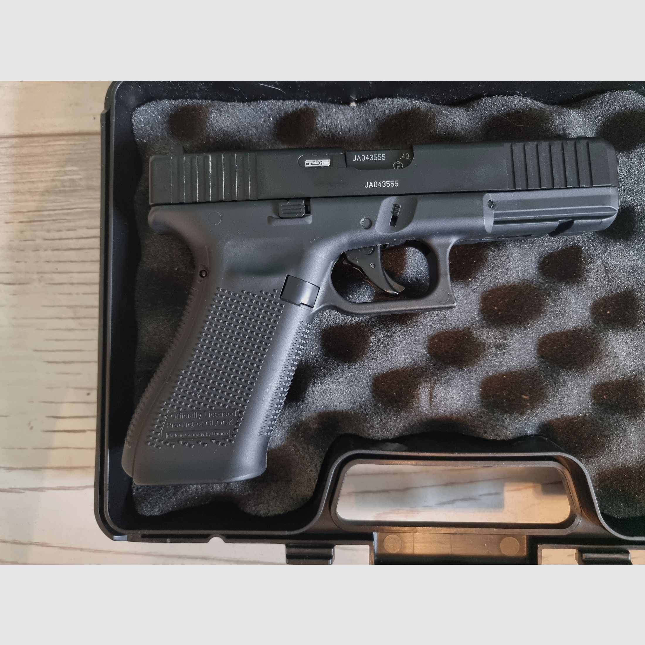 Glock 17 Gen5 .43 T4E #1, immagine 2 di 3
