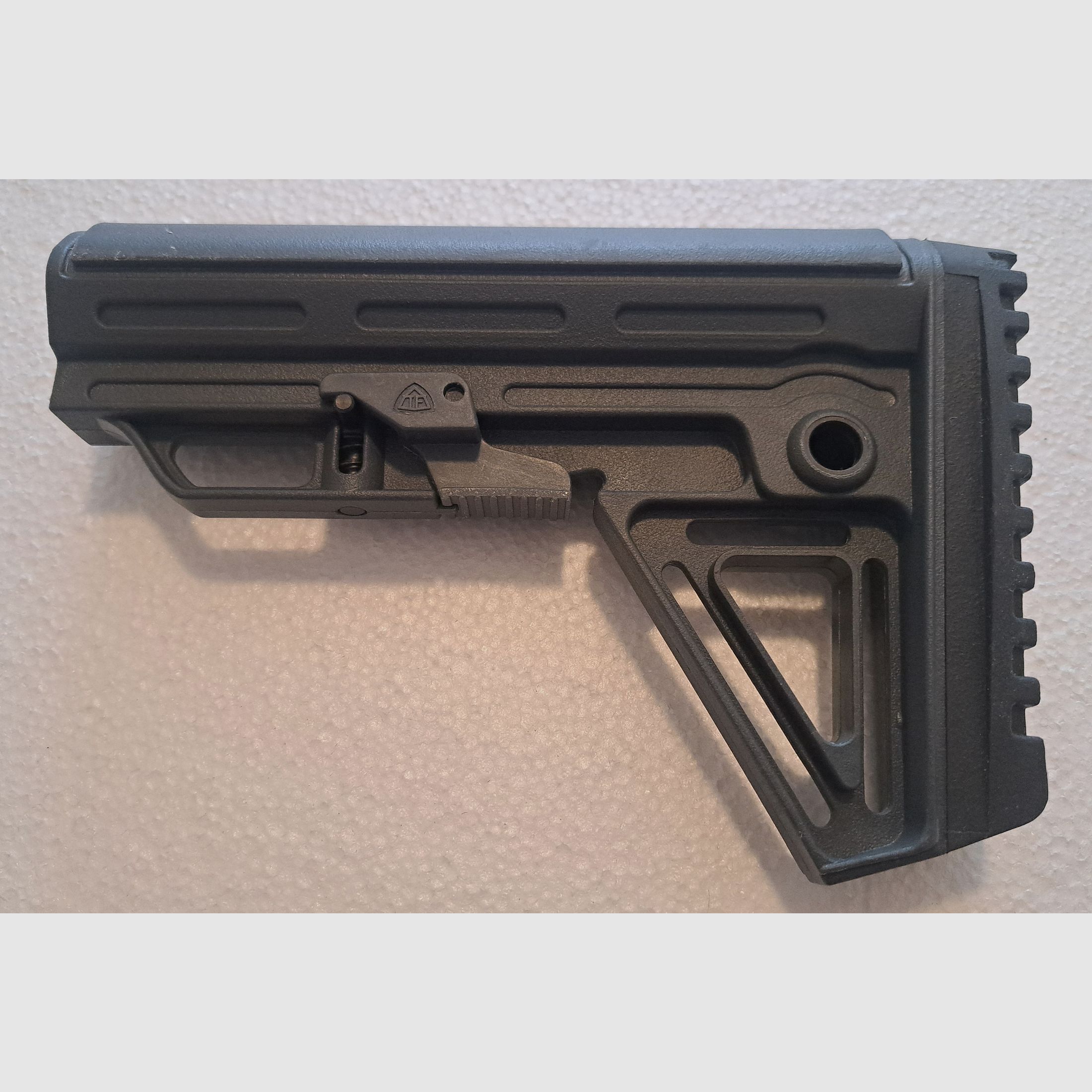 Ar15 stock push stock