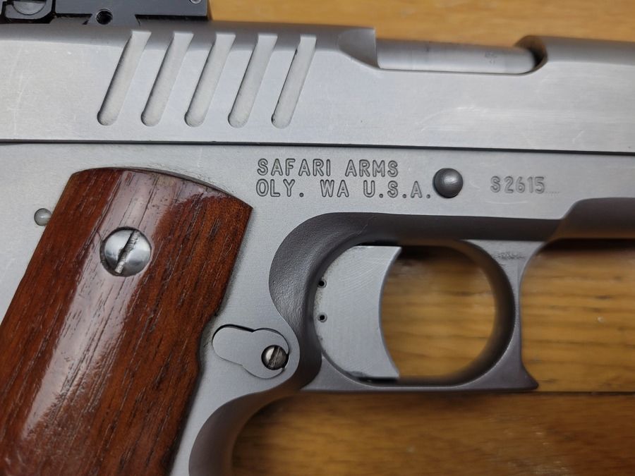 Excellent Pistolet Olympics Arms / Safari – Modèle Enforcer – Type Colt Commander – moins de 4 pouces – calibre 45 ACP – TBE, image 1 sur 17