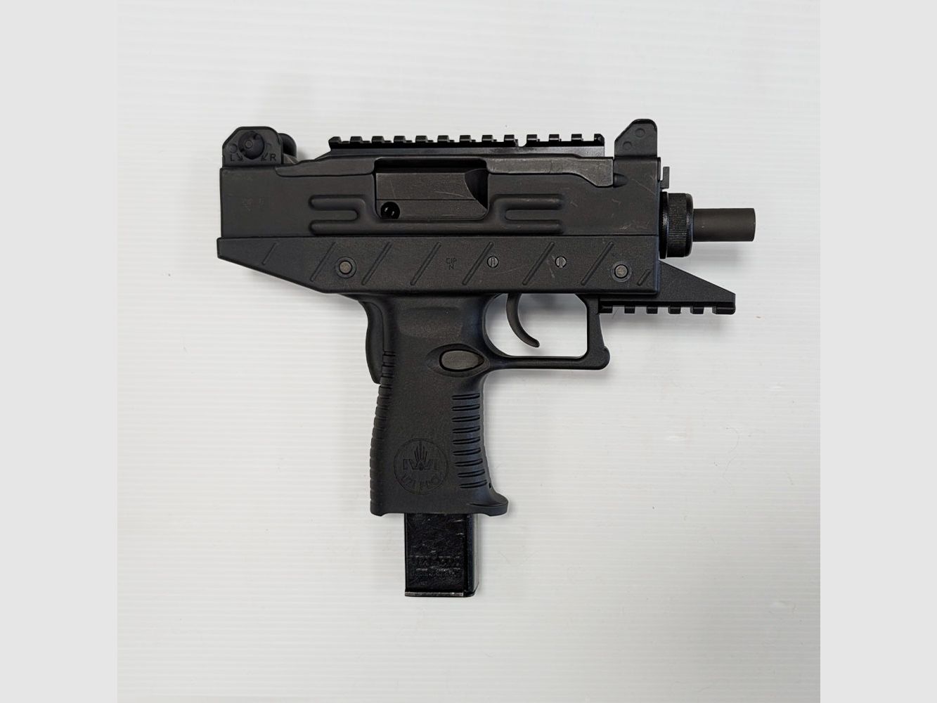 Dépôt vente – IWI UZI PRO Pistole 9x19mm, Bild 2 von 2