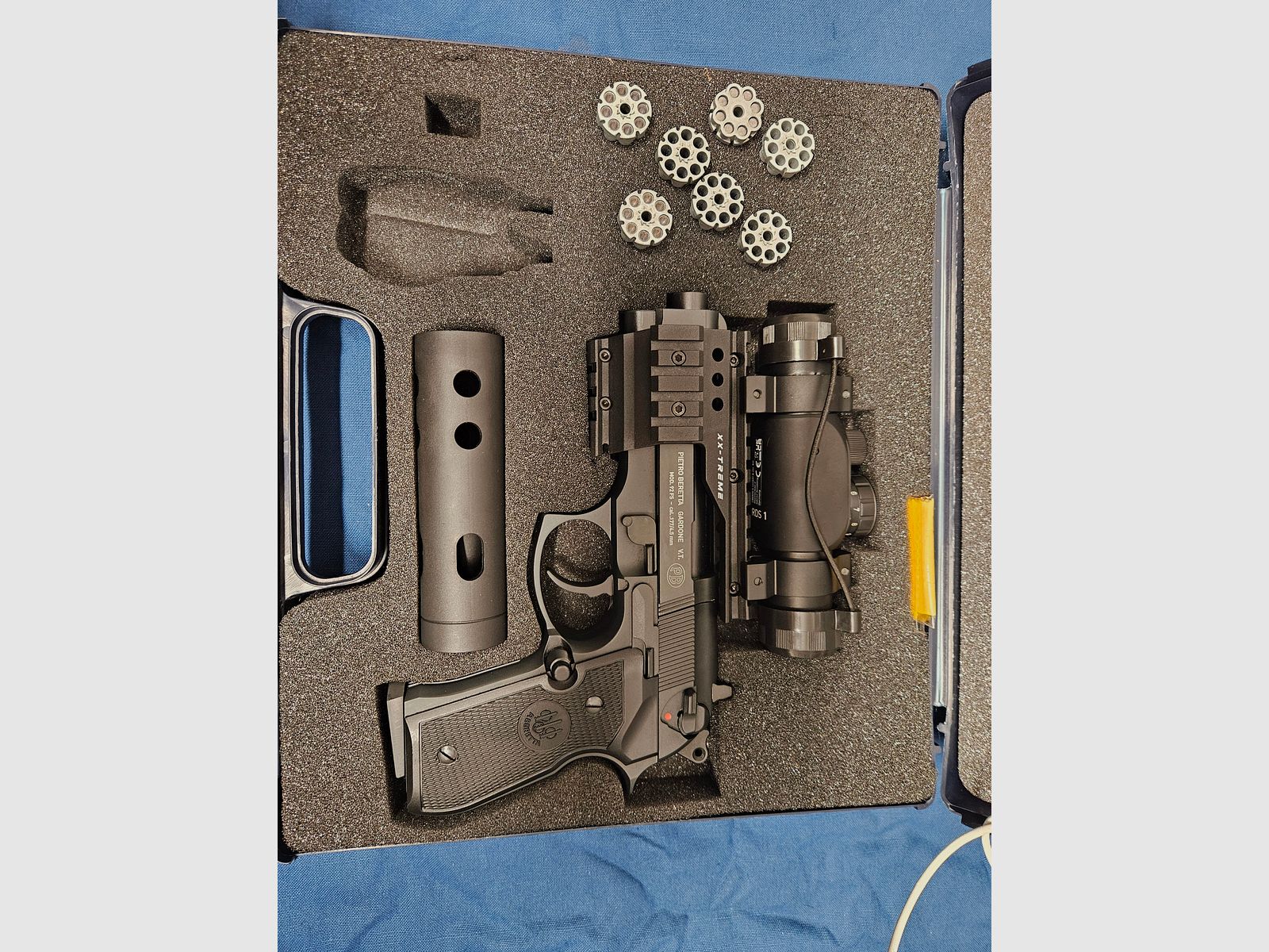 Beretta 92 FS XX-Treme 4,5 mm Diabolo geblackt