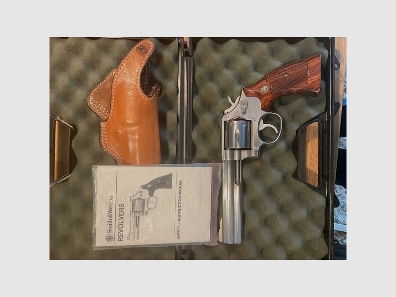 Matchrevolver S&W 686-3 Top perfektes Timing mit Zubehör