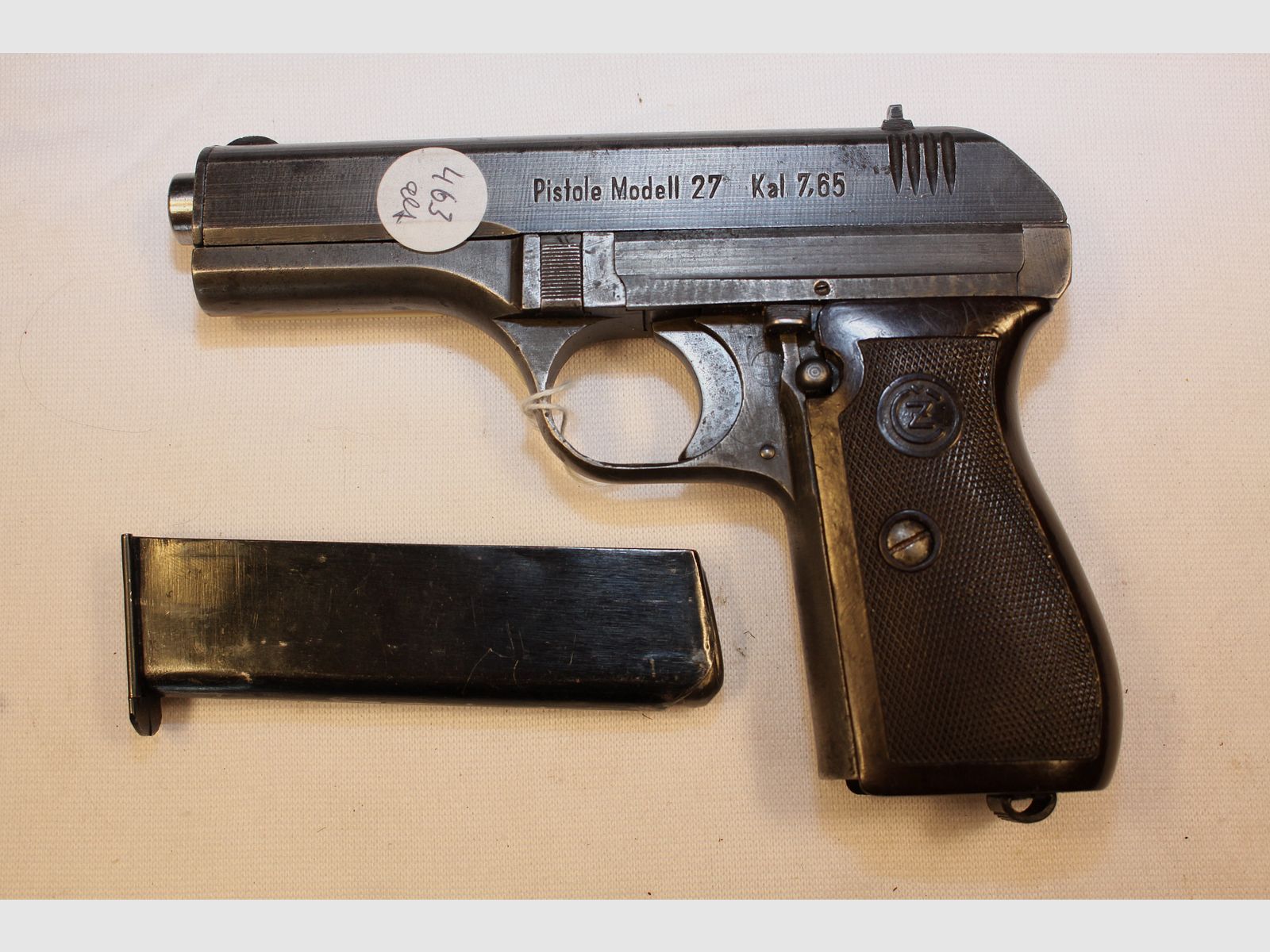 Arma de colección CZ Model 27.