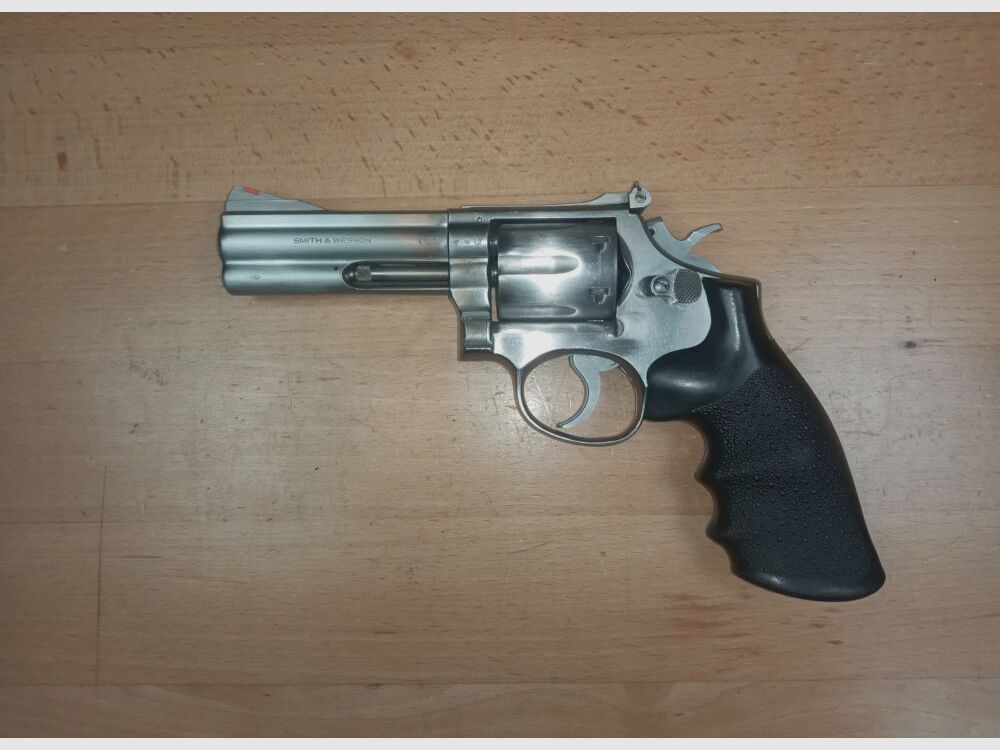 Smith & Wesson M 66