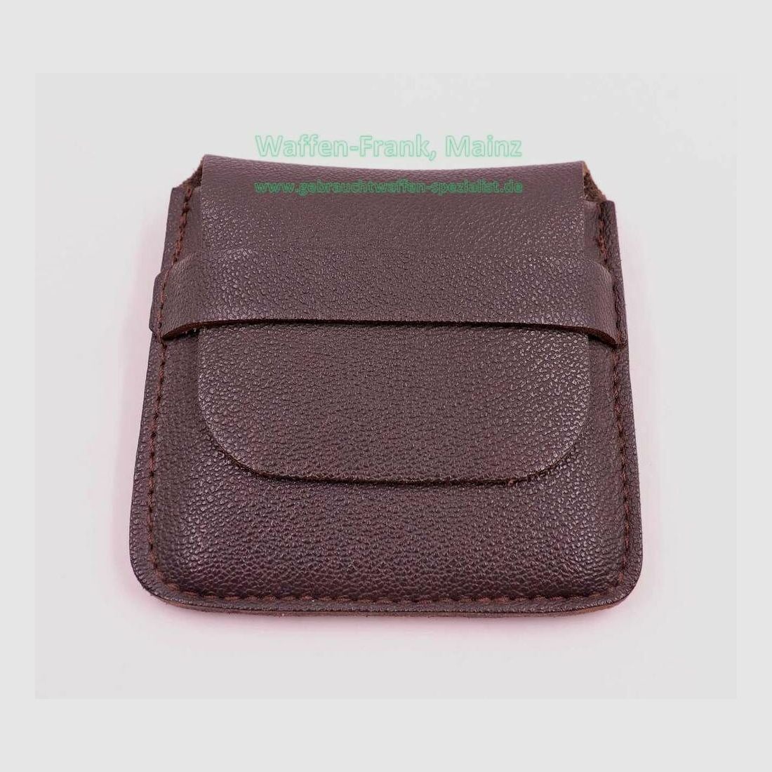 Manufacturer unknown cartridge case, grained leather