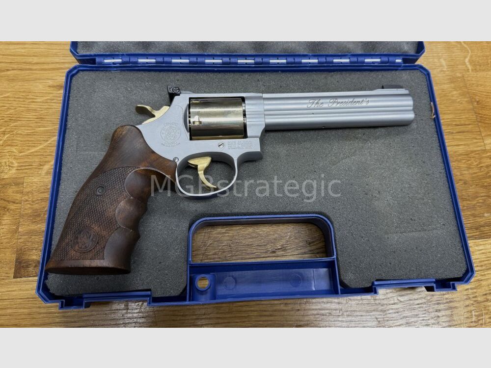 Smith & Wesson 686-5 .357 Magnum - The President´s M686 - 6" Lauf FL SS