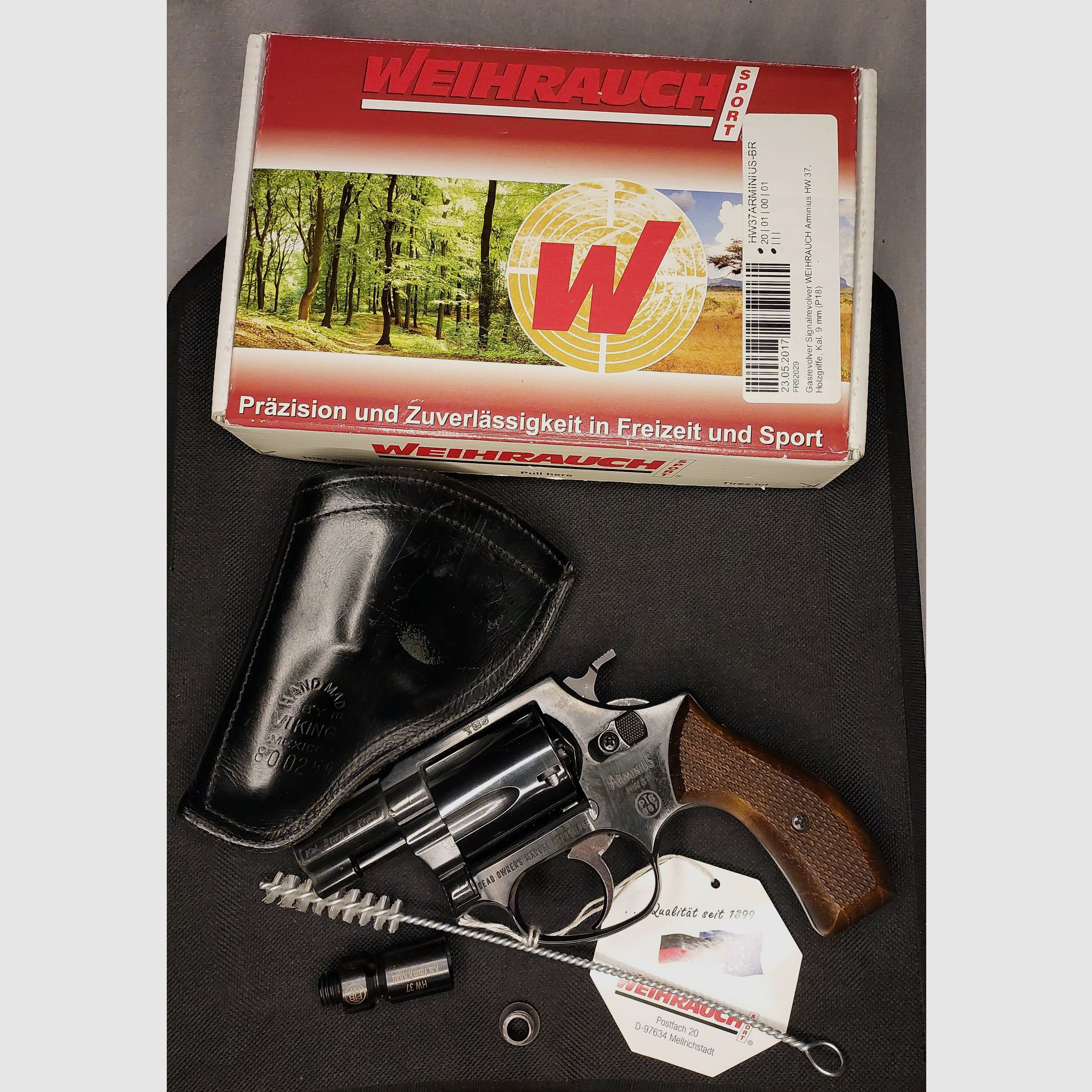 Weihrauch HW37 Kal. 9mm R.K. (PTB 887) OVP mit Holzgriffen und Lederholster - sehr gut erhalten (Arminius HW 37)