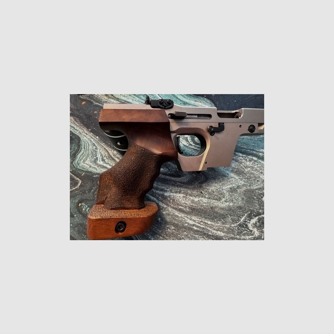 Walther GSP .22 l.r. met barrel weight