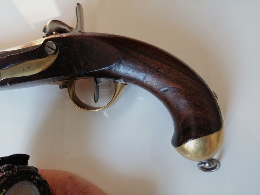 Très beau pistolet français Modèle 1822 T-BIS construit neuf au numéro – Excellent état, image 16 sur 22