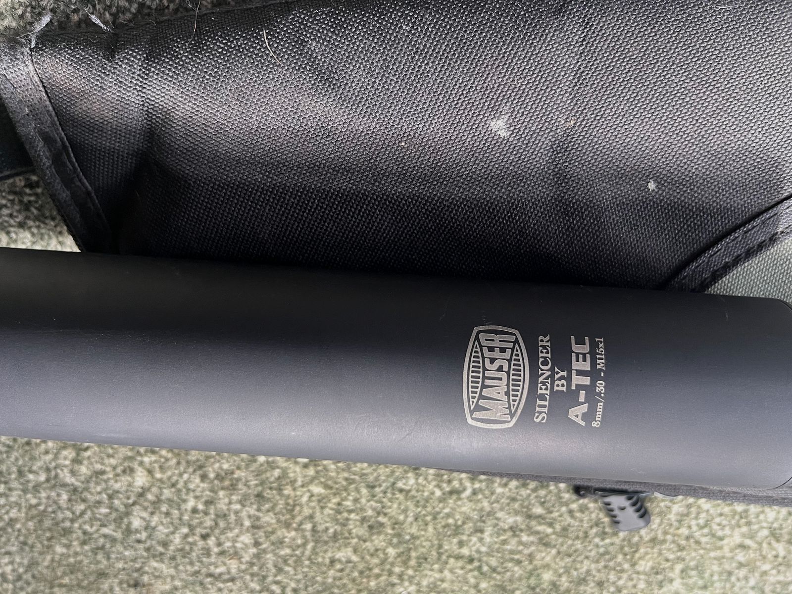 Mauser M18 Kaliber 8x57is  mit Minox 3-15x56 und Mauser Schalldämpfer 