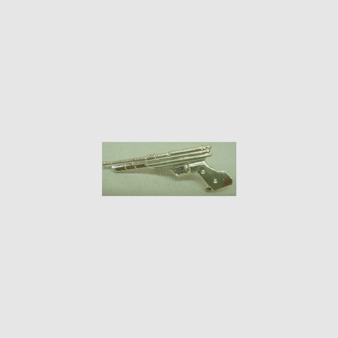 Abzeichen Pistole silber -