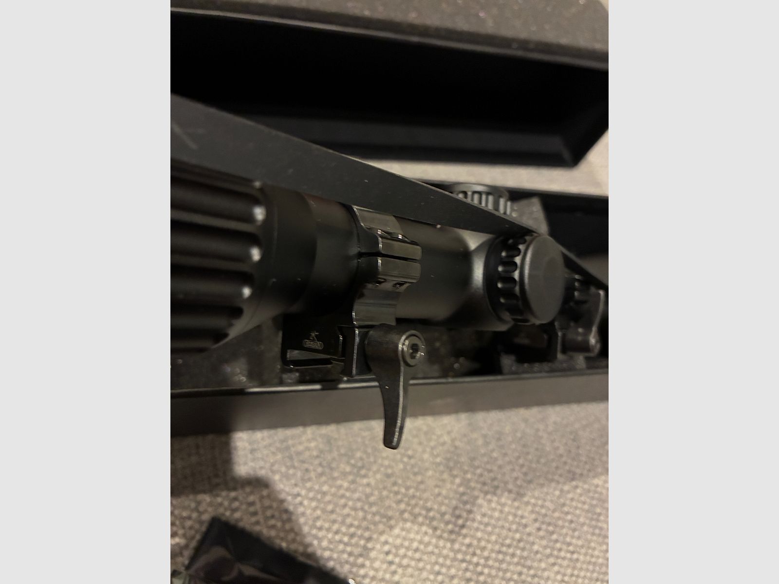 Zielfernrohr vom Professor Optiken Ammersee - 2,5-15x56 HD V2, Leuchtfaser-Absehen 4