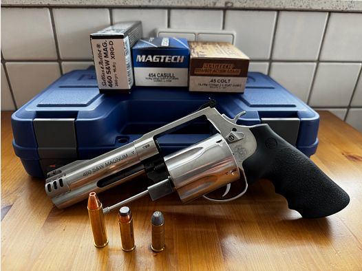 Smith & Wesson 460 XVR 5" .460 S&W Magnum