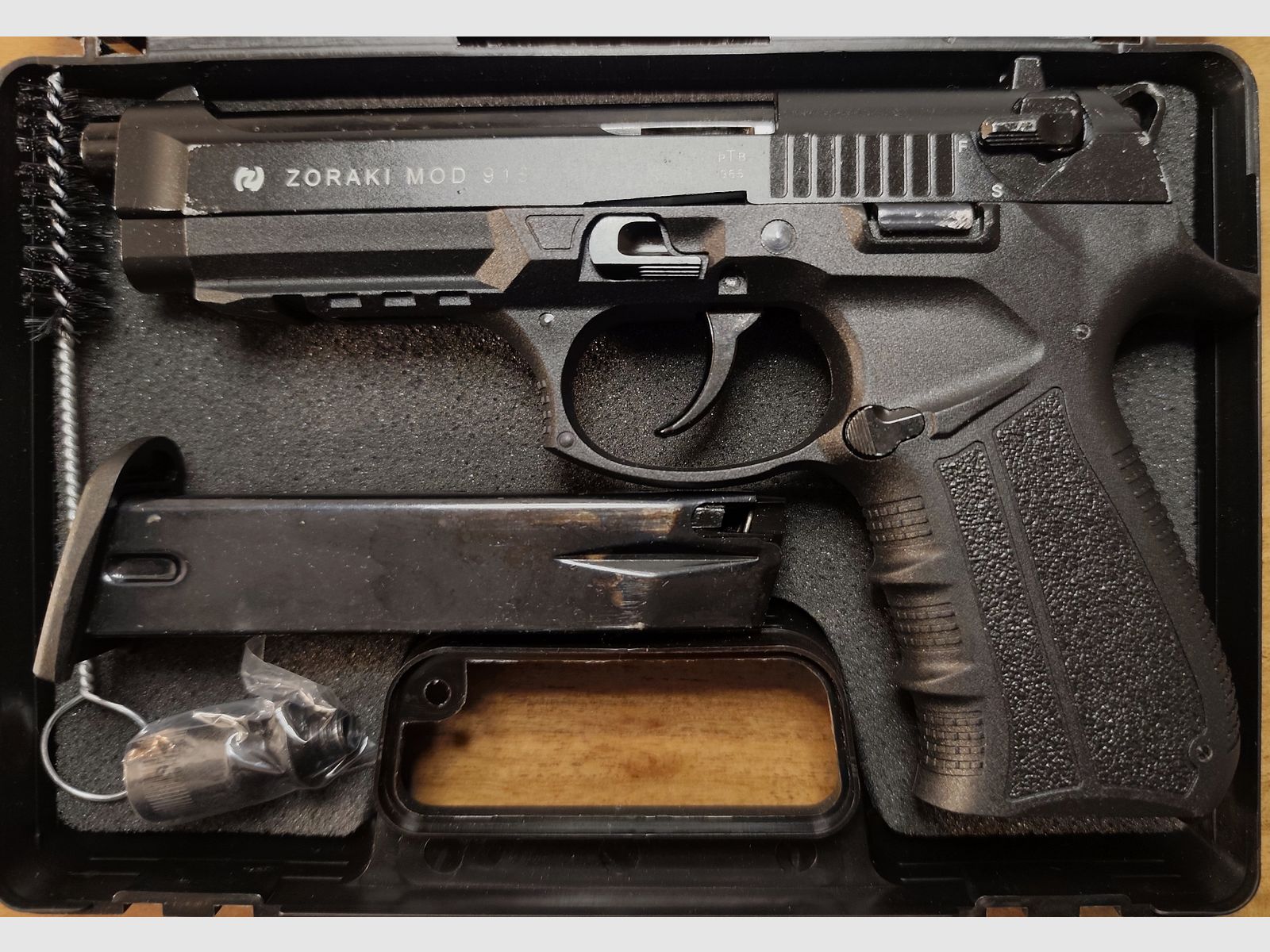 Zoraki 918 Kaliber 9mm P.AK. PTB 965 OVP + Munitie