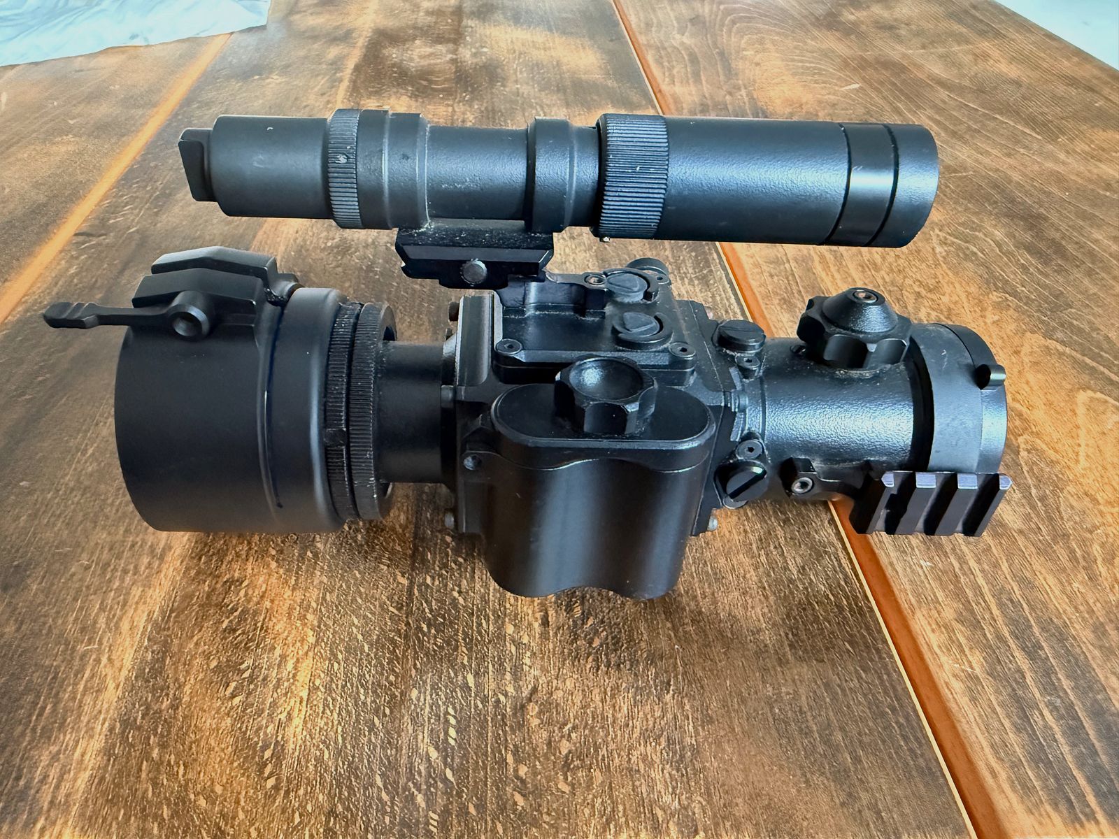 Nivex NV 156 Nachtsichtvorsatzgerät