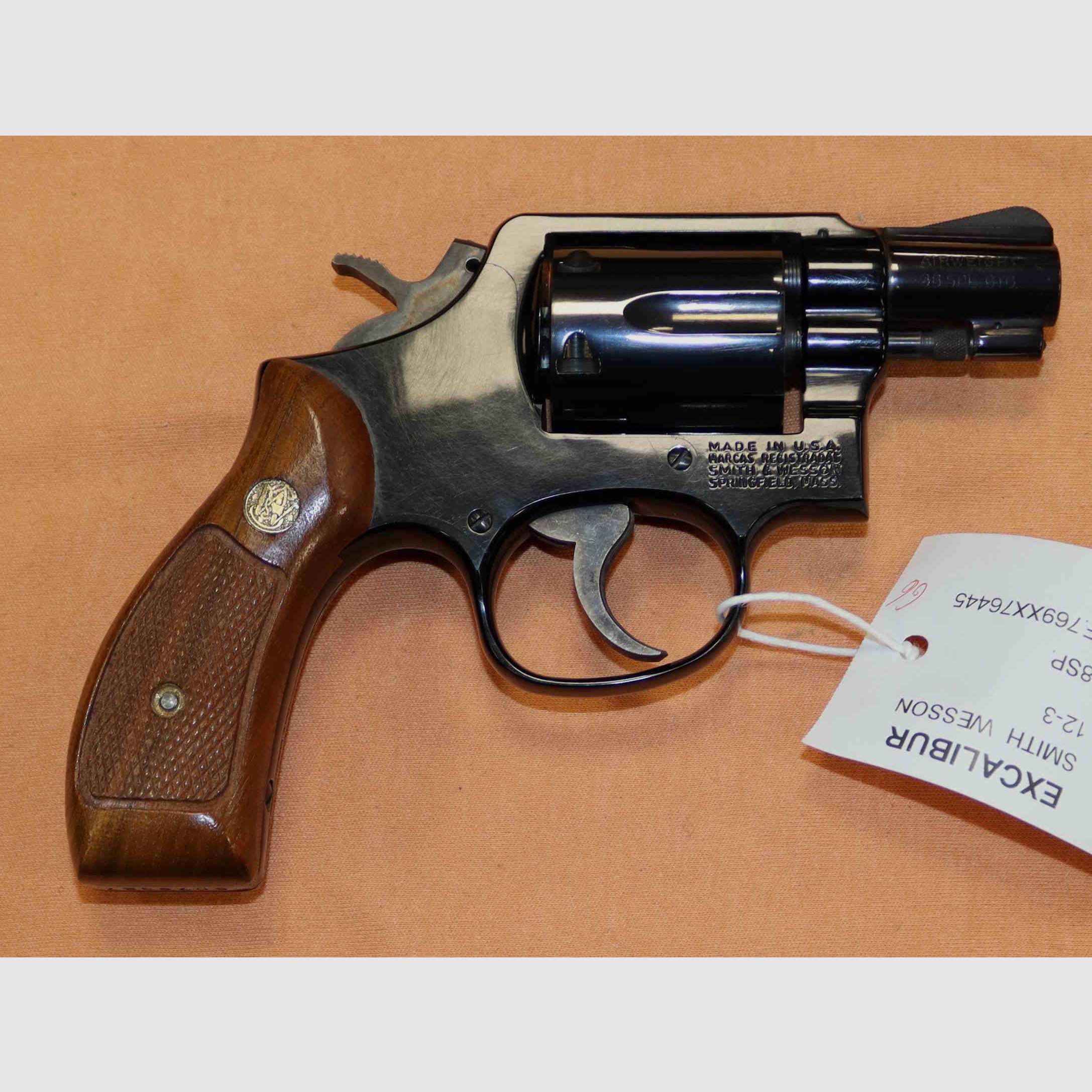 Rewolwer Smith & Wesson model 12 Airweight w kalibrze .38SP, zdjęcie 4 z 6