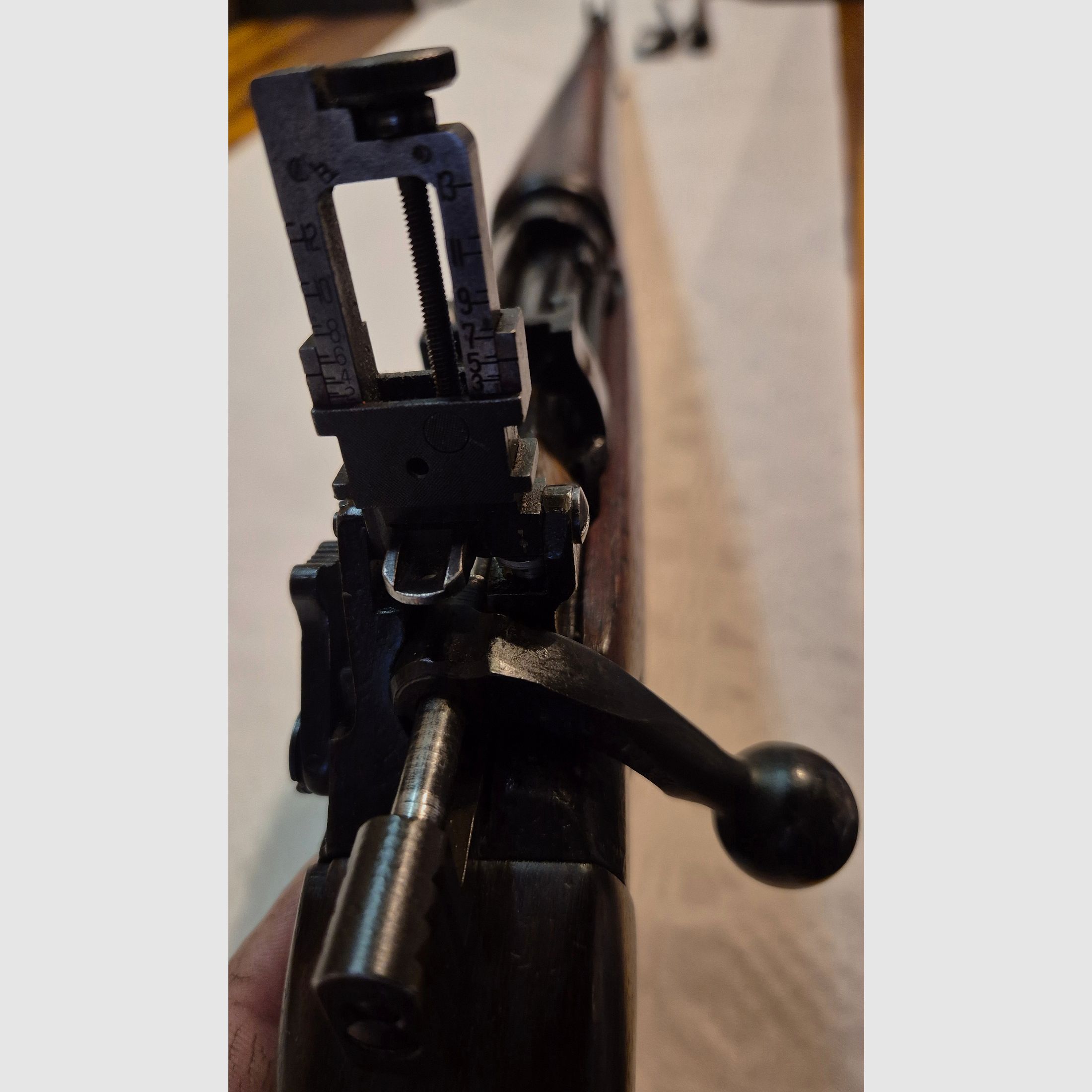 Lee Enfield No. 4 Mk. 1 *, Kaliber .303 Brit., Mehrlader/Repetierer.