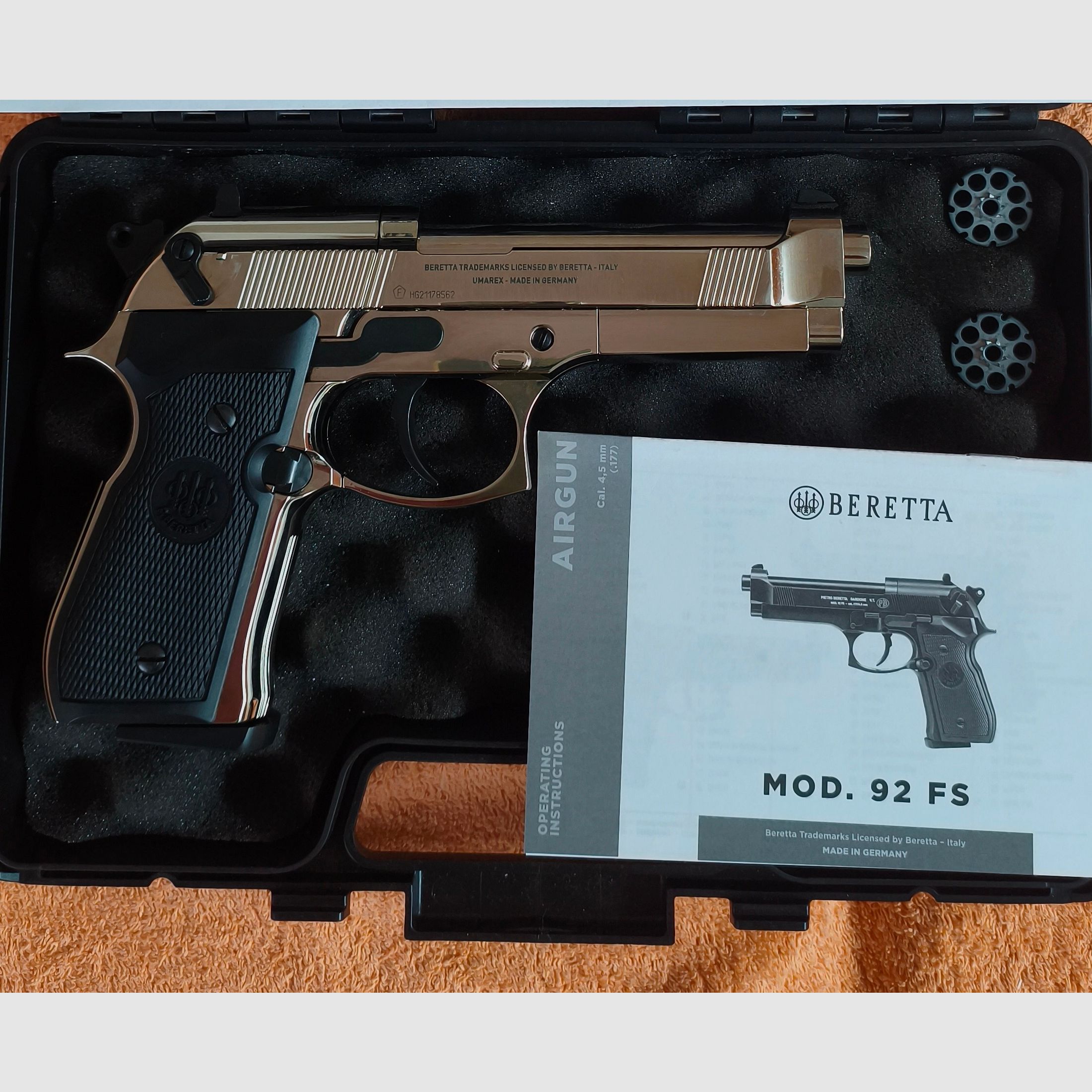Beretta 92fs co2 Chrome 