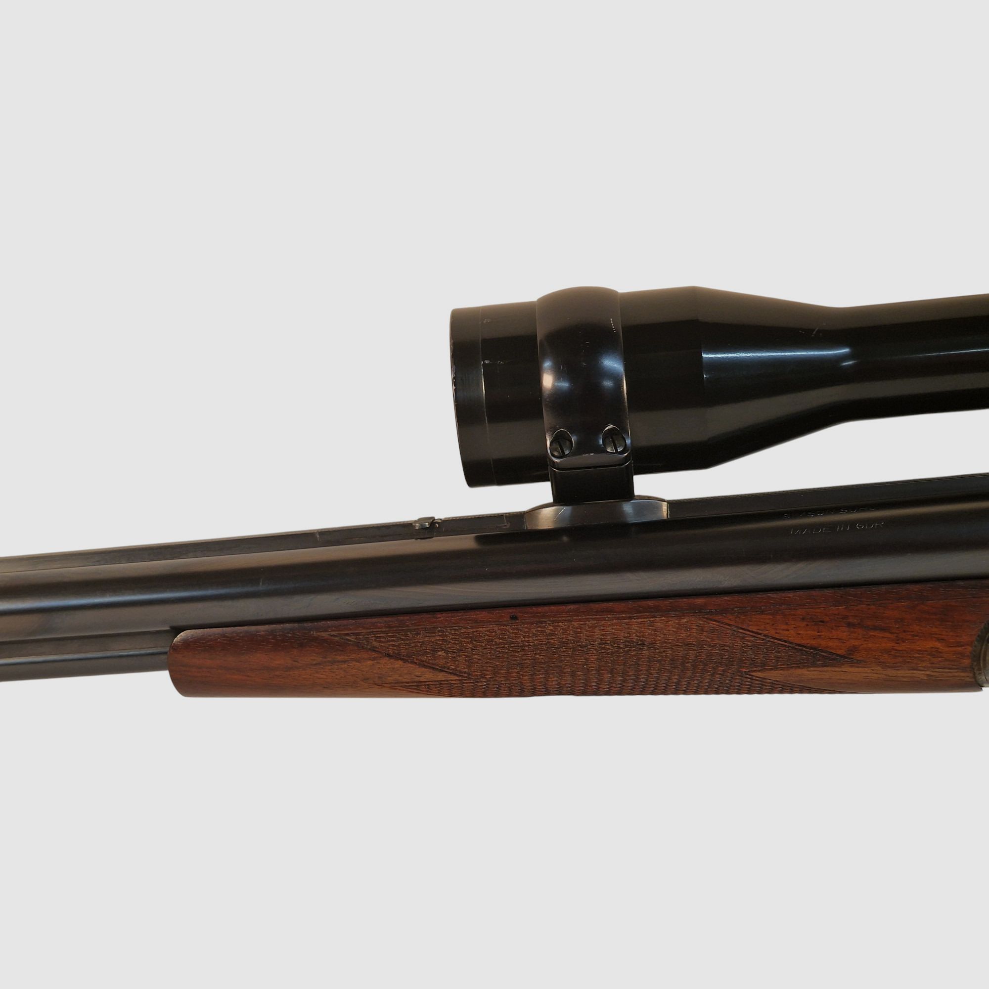 Taladro Suhler endurecido en Cal. 30-06 16/70 22 WinMag con Kahles 2,2-9x42