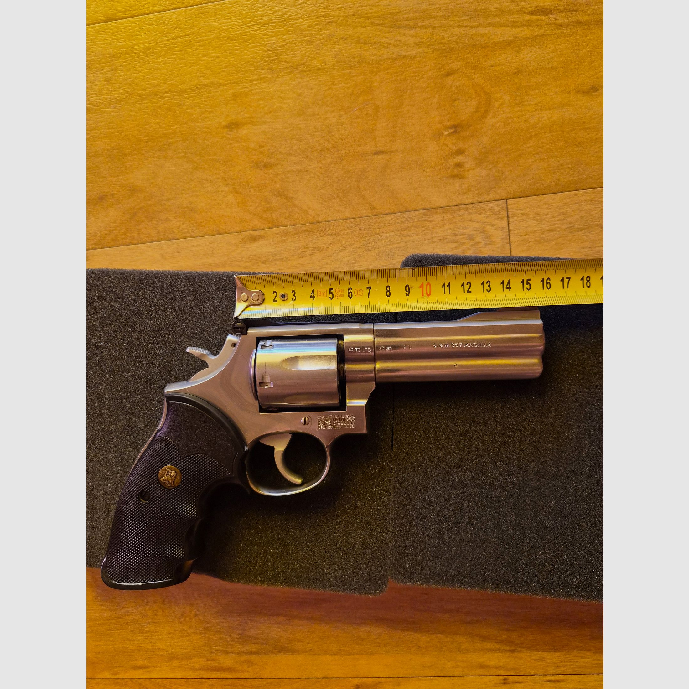 Smith & Wessen 357 Magnum mało strzałów