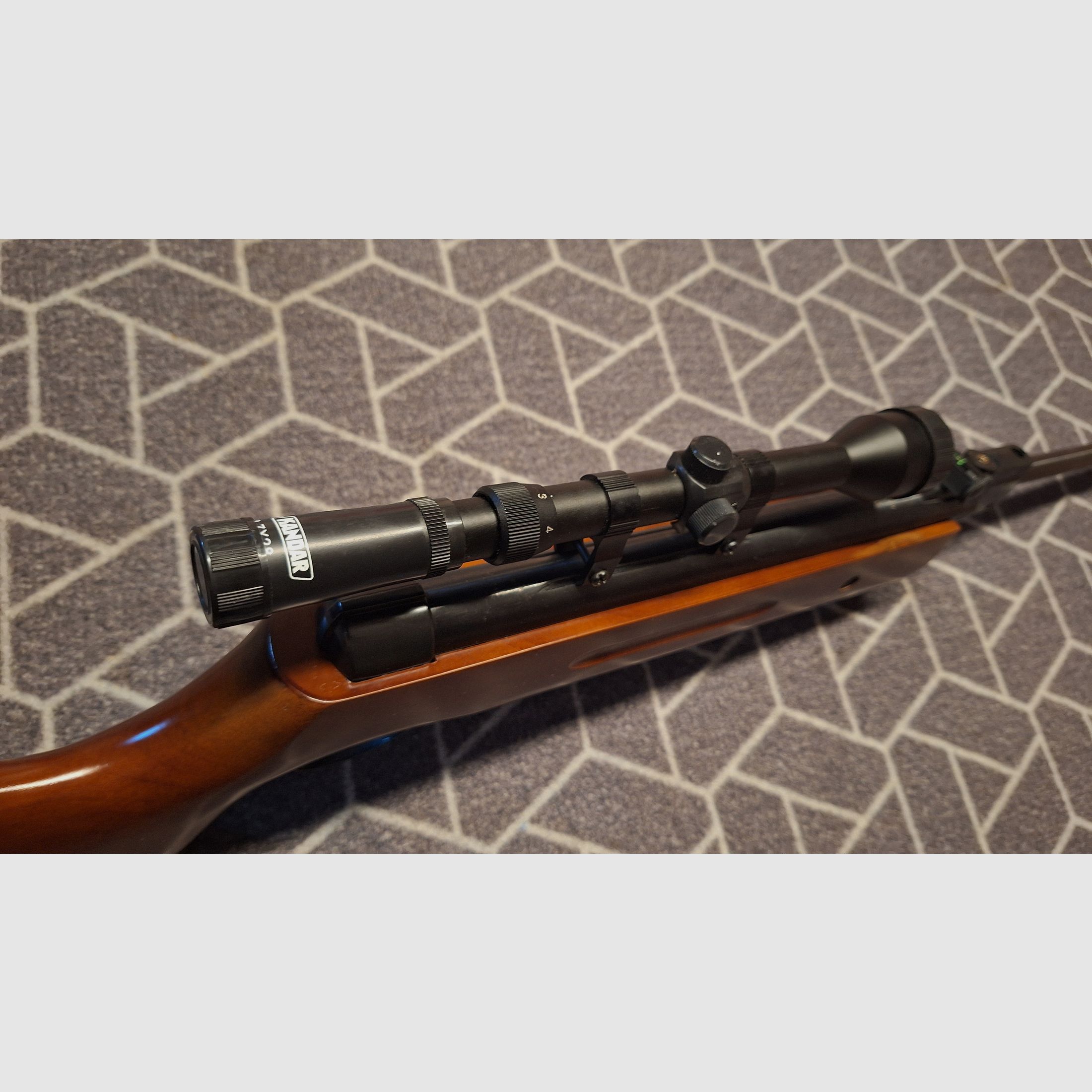 Carabine à air Kandar B2-4 avec scope - comme neuf !
