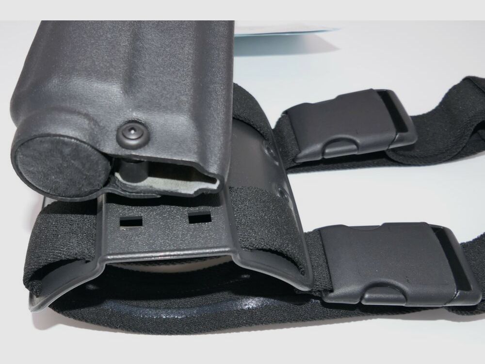 Safariland Holster Safariland Glock 17, 22, 19, 19C, 23, 23C, 25, 32, 32C Rechts / Right