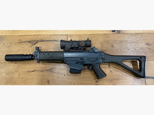 SIG SAUER AG Suiza SG 553 AL SPORT US, Gris-Verde - Cañón Corto