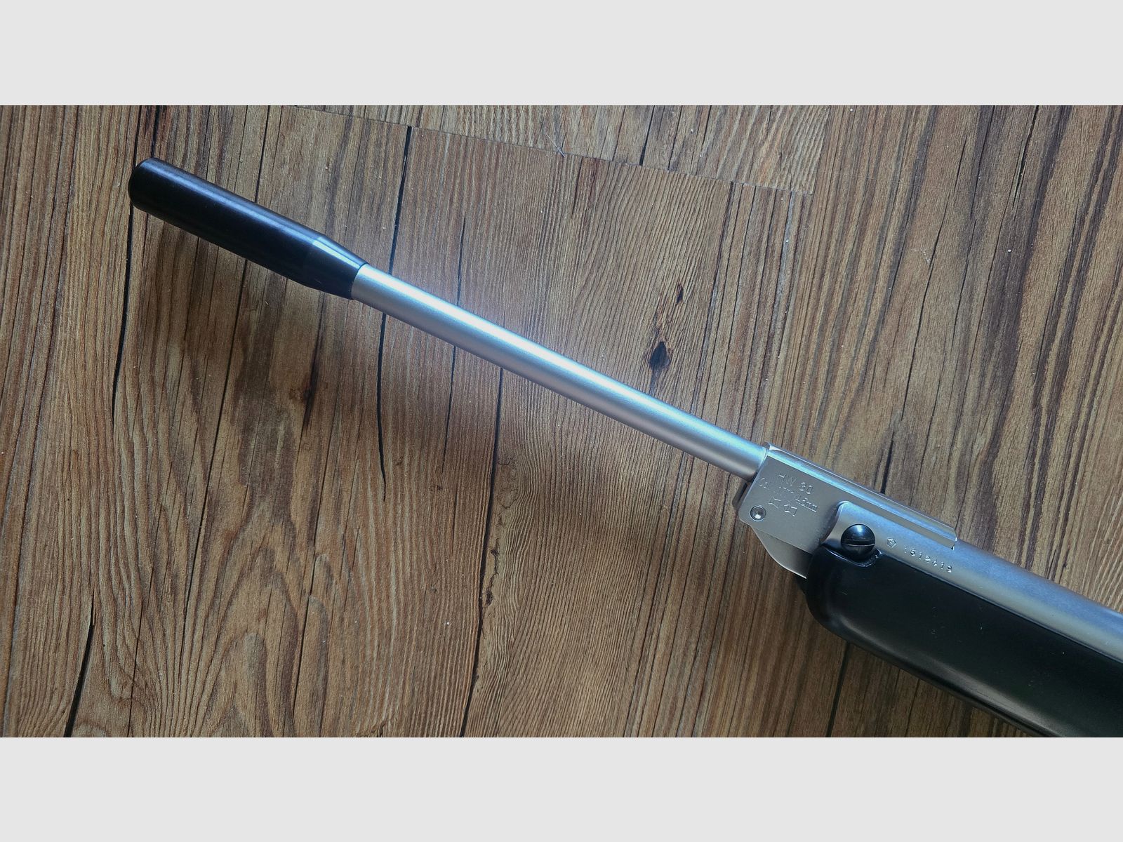 Luftgewehr Weihrauch HW 30 S Nickel schwarzer Buchenholzschaft Zielfernrohr 4x32 Kaliber 4,5 mm