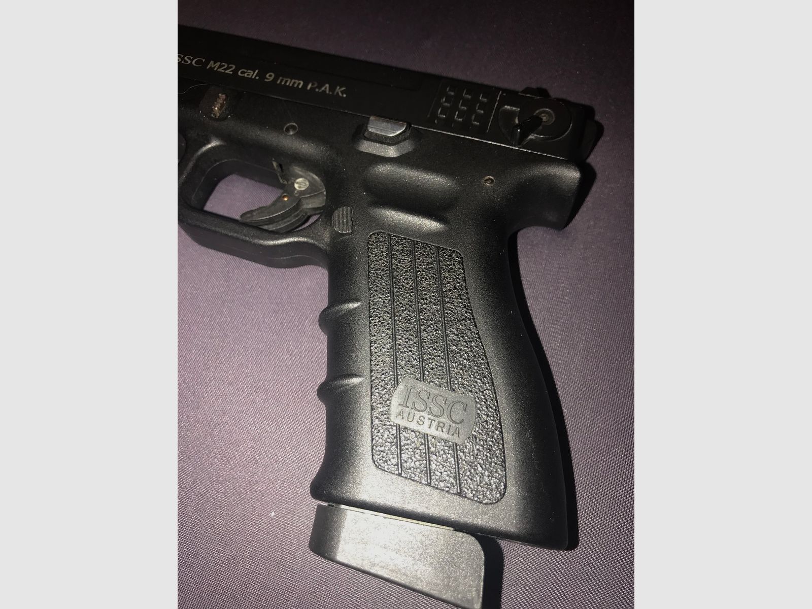 ISSC M22 Schreckschusspistole 9mm P.A.K – Fast neuwertig, top Zustand