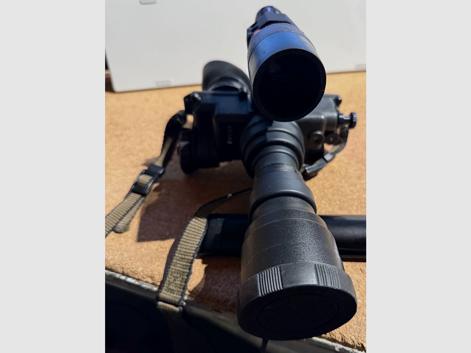 Oryginalne amerykańskie gogle noktowizyjne AN / PVS-7B