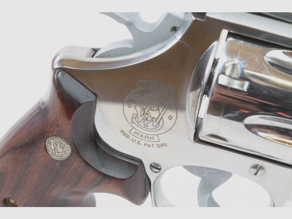 Revolver Smith & Wesson 629-3 Magna Classic 1 sur 3000 - .44 Rem. Mag. - Investissement