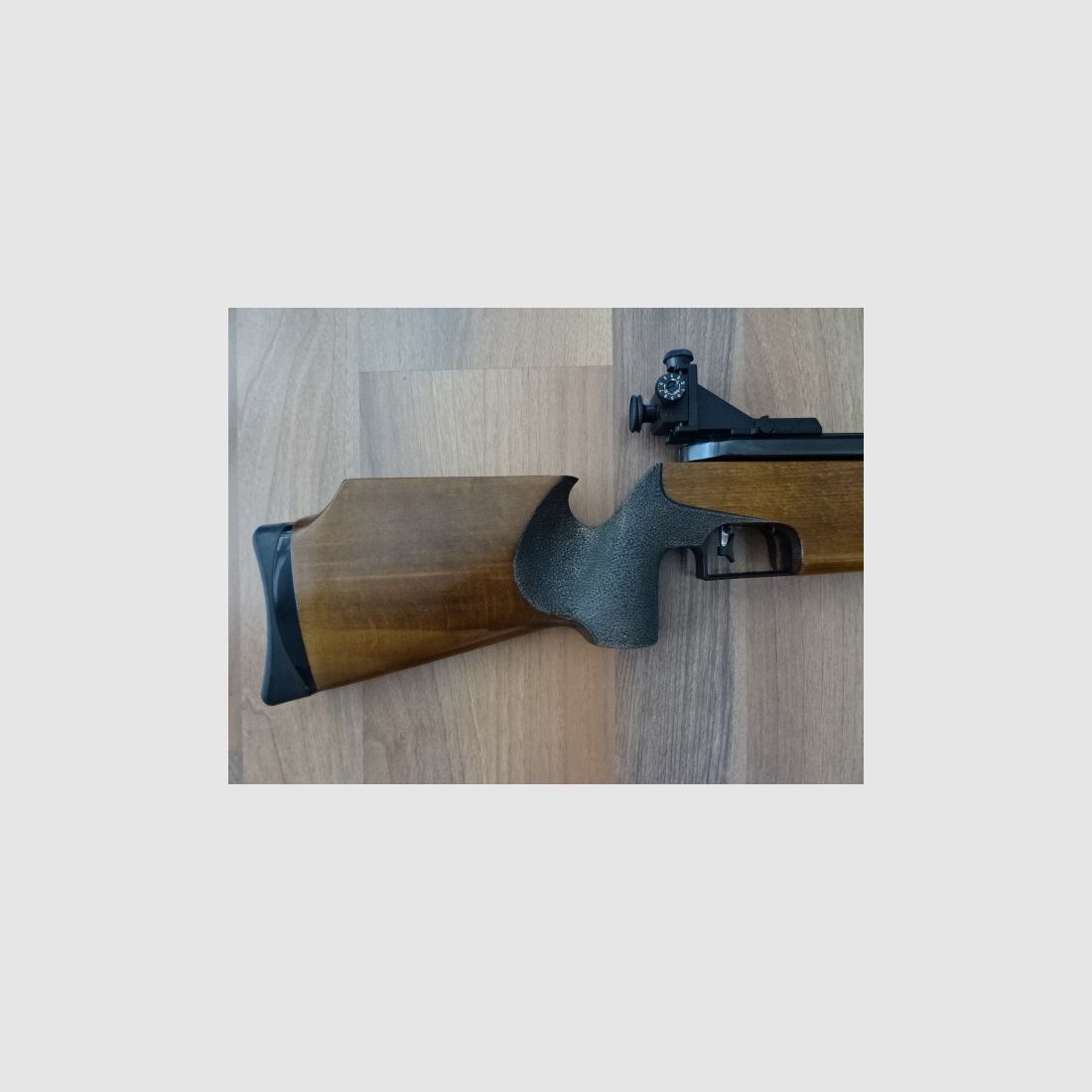Feinwerkbau 300 S Junior - Match Luftgewehr für Rechtsschützen