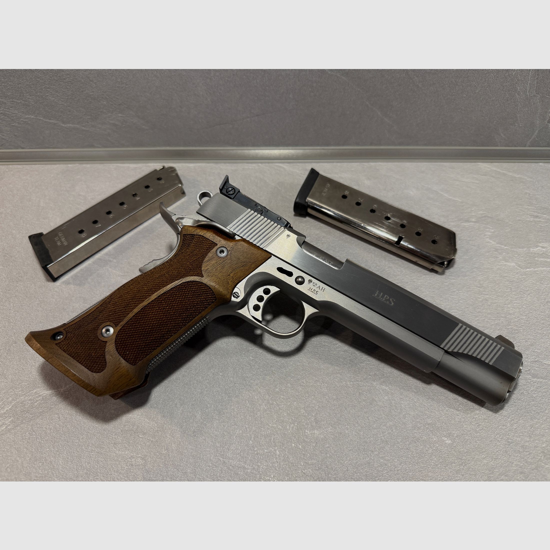 1911 HPS Ziel 6 " Exclusiv  45 Auto / 45 ACP  Aristokrat Visier, Nill Master usw.