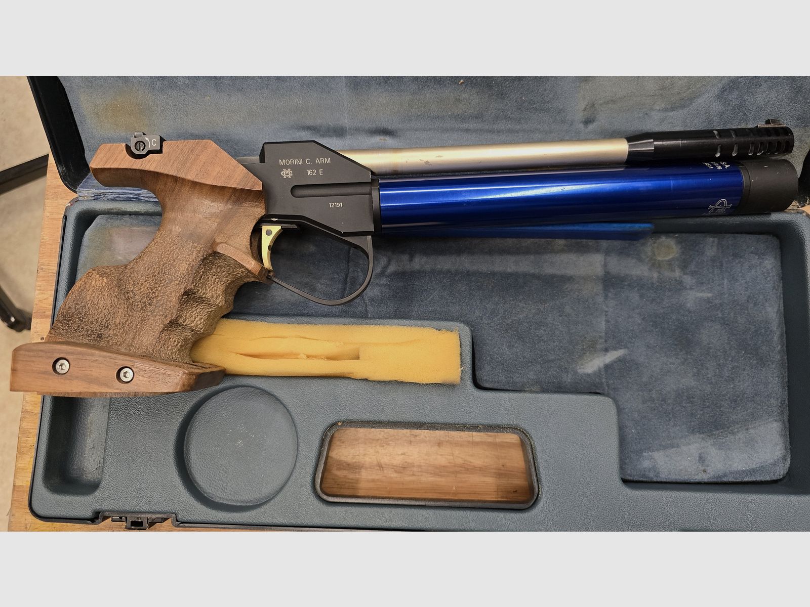 Pistolet à air comprimé Morini 162E, image 2 sur 8
